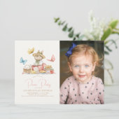 うさぎと蝶のピクニックガール 1歳の誕生日写真 招待状 (スタンド正面)