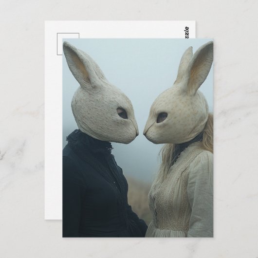 うさぎのマスクにいる2人 ポストカード (正面/裏面)