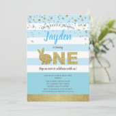 うさぎの男の子 1歳の誕生日招待状 青と金 招待状 (スタンド正面)