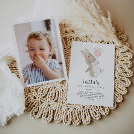 うさぎの1歳誕生日写真招待状 ピンク風船 招待状