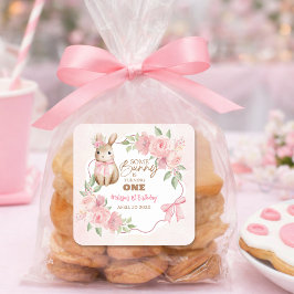 うさぎ1歳の誕生日 お花 ピンク かわいい スクエアシール