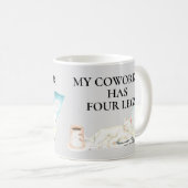 うちの同僚は自宅で4脚の猫を飼っている コーヒーマグカップ (正面右)