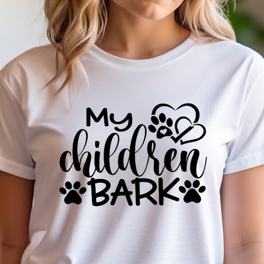 うちの子は吠えます Tシャツ