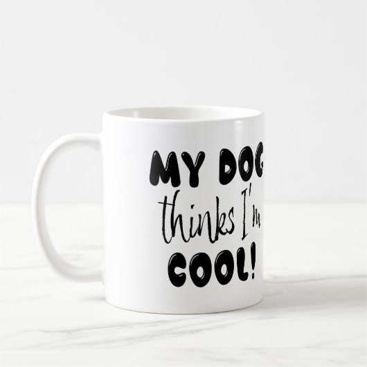 うちの犬は僕/私がカッコイイと思ってるみたい コーヒーマグカップ (左)