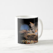 うちの猫は獲物がある コーヒーマグカップ (正面右)