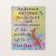 うれしい引退とかわいい踊りの犬が飛び上がる喜び