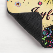 うれしそうなお洒落おもしろいカラフルの木 マウスパッド (コーナー)