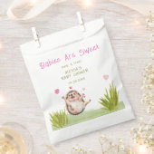 うれしそうなハリネズミの庭パーティー甘い赤ちゃんシャワー フェイバーバッグ (クリップ留めされた状態)
