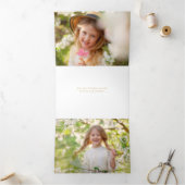 うれしモダンいタイポグラフィハーフアーチ2枚 – 写真 三つ折りクリスマスカード (内部)