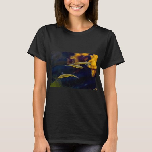 うろこが輝く Tシャツ (正面)