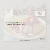 おいしいイチゴ、ラズベリー、ピーチショートケーキ ポストカード (裏面)