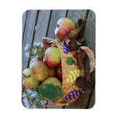おいしいリンゴの豊作バスケット マグネット (縦)
