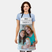 おいしい食べ物を無料で エプロン (着用した状態)