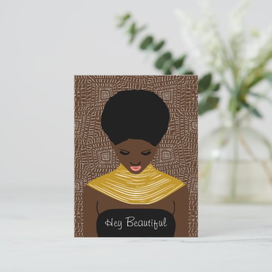 おい部族のネックレスで美しい黒人女性 ポストカード (スタンド正面)