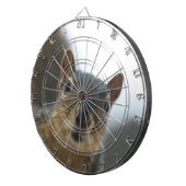 おい、あそこに ダーツボード (正面右)