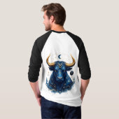 おうし座の雄牛のTシャツデザイン Tシャツ (裏面フル)