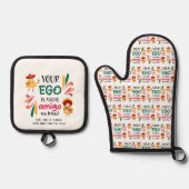 おおもしろい前のエゴはナチョアミゴカスタム文字 鍋つかみ&鍋敷きセット (正面)