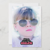 おおー!Selfie-Themed子供の誕生日パーティー写真 招待状 (裏面)