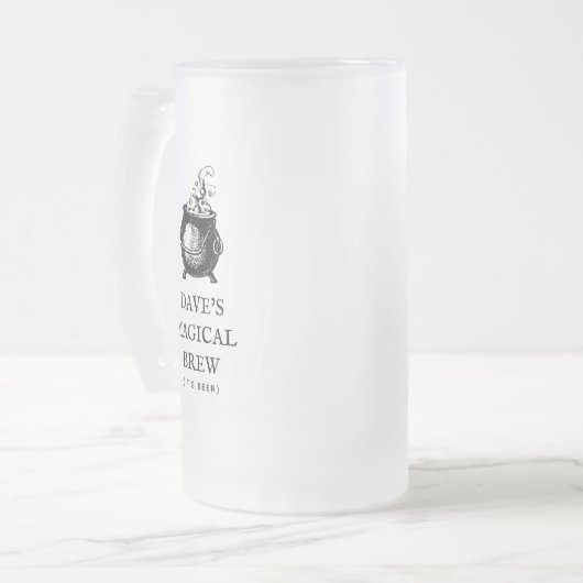 おかしなハロウィーンのお鍋パーソナライズされたのおまじ フロストグラスビールジョッキ (正面左)