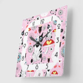 おかしなピンクの猫 スクエア壁時計 (傾斜)