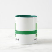 おかしな話に、見て、不安を感じ、自分の工場に帰った。 マグカップ (中央)