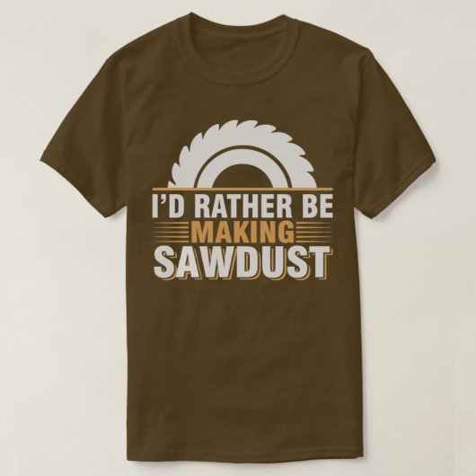 おがくずを作っている木おもしろい工員のカルペだ Tシャツ (デザイン正面)
