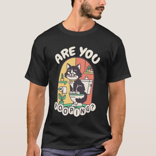 おしっこしてるの？面白い猫バスルームのミームロンT Tシャツ (正面)