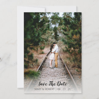 おしゃれでシンプルな、写真付きの「Save The Date」テンプレート(縦) 招待状