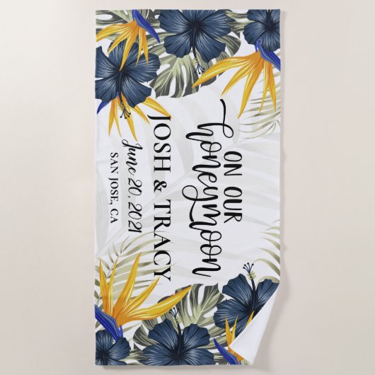 おしゃれで洗練されたトロピカルな新婚夫婦のカスタマイズタオル ビーチタオル (正面)