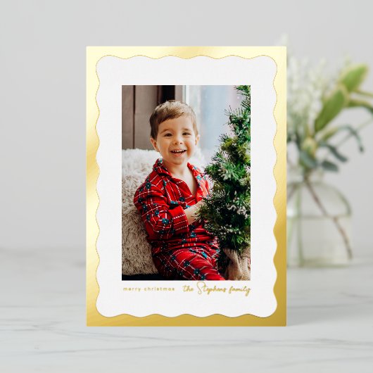おしゃれなウェーブフレームのシンプルゴールドクリスマス写真 箔シーズンカード (立ち正面)