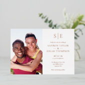 おしゃれなエレガントなモノグラム 2 枚の写真 ウェディング 箔招待状 (立ち正面)