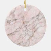 おしゃれなグレーとピンクの大理石の背景にカスタムキュートな子犬の写真 セラミックオーナメント (裏面)