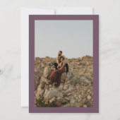 おしゃれなゴールドユーカリパープル写真スクリプト結婚式 招待状 (裏面)