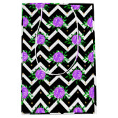 おしゃれなシェブロン紫の花 ミディアムペーパーバッグ (正面)