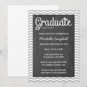 おしゃれなシェブロン＆ブラックボードの卒業式招待状 招待状 (正面/裏面)