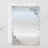 おしゃれなシルバーのティアラとダイヤモンドのキンセアニエラ 招待状 (裏面)