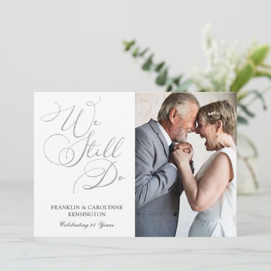 おしゃれなシルバーフォイル 結婚記念日 誓いの更新 招待状 (スタンド正面)