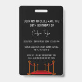 おしゃれなスイート16 バスアクセス バーコード招待状 VIP バッジ (裏面)