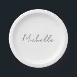おしゃれなスタイリッシュなスクリプト 名前を追加 ペーパープレート<br><div class="desc">自信を与えてくれるこのデザインは、シンプルで飾らないけれど、同時にすべての注目を集める、あなただけのもの。</div>