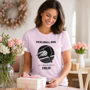 おしゃれなピックルボールママのギフト - Tシャツ