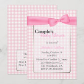 おしゃれなピンクのチェック柄 カップルのベビーシャワー 招待状 (正面/裏面)