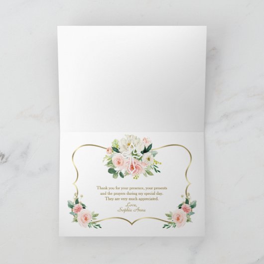 おしゃれなピンクのチークカラーの花のゴールドの白い十字架の洗礼 サンキューカード (内部)