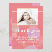 おしゃれなピンクの写真付き誕生日感謝カード（子供向け） サンキューカード (正面/裏面)