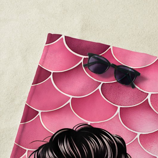 おしゃれなフィッシュスケールデザインのタオル 名前入り ビーチタオル (インサイチュ)