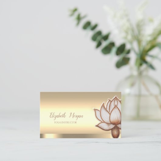 おしゃれなブラウンの蓮の花ヨガインストラクター 名刺 (スタンド正面)