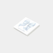 おしゃれなブルーボウ 名前のイニシャル入り ポストイット (アングル)