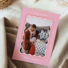 おしゃれなミニマルレトロスタイルの波型フォトフレーム ピンク セーブザデート