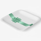 おしゃれなミントリボンとボウの誕生日 ペーパープレート (傾斜あり)