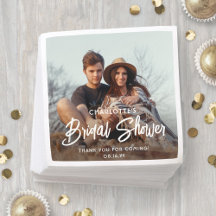 おしゃれなモダンスクリプトと写真 ミニマルなウェディングシャワーデコレーション