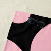 おしゃれなモダンドット結婚記念日 ビーチタオル (インサイチュ)